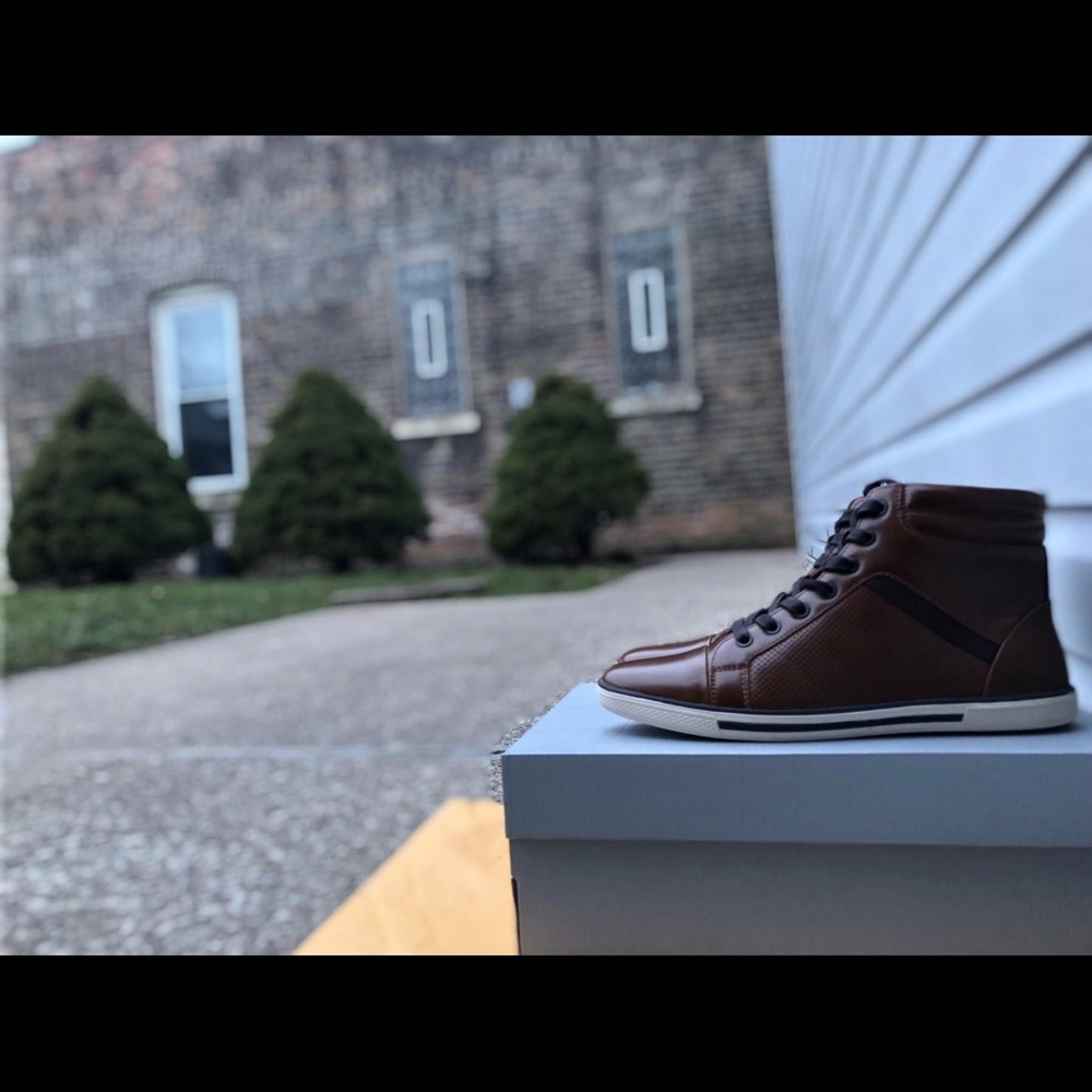 Unlisted Kenneth Cole shoes